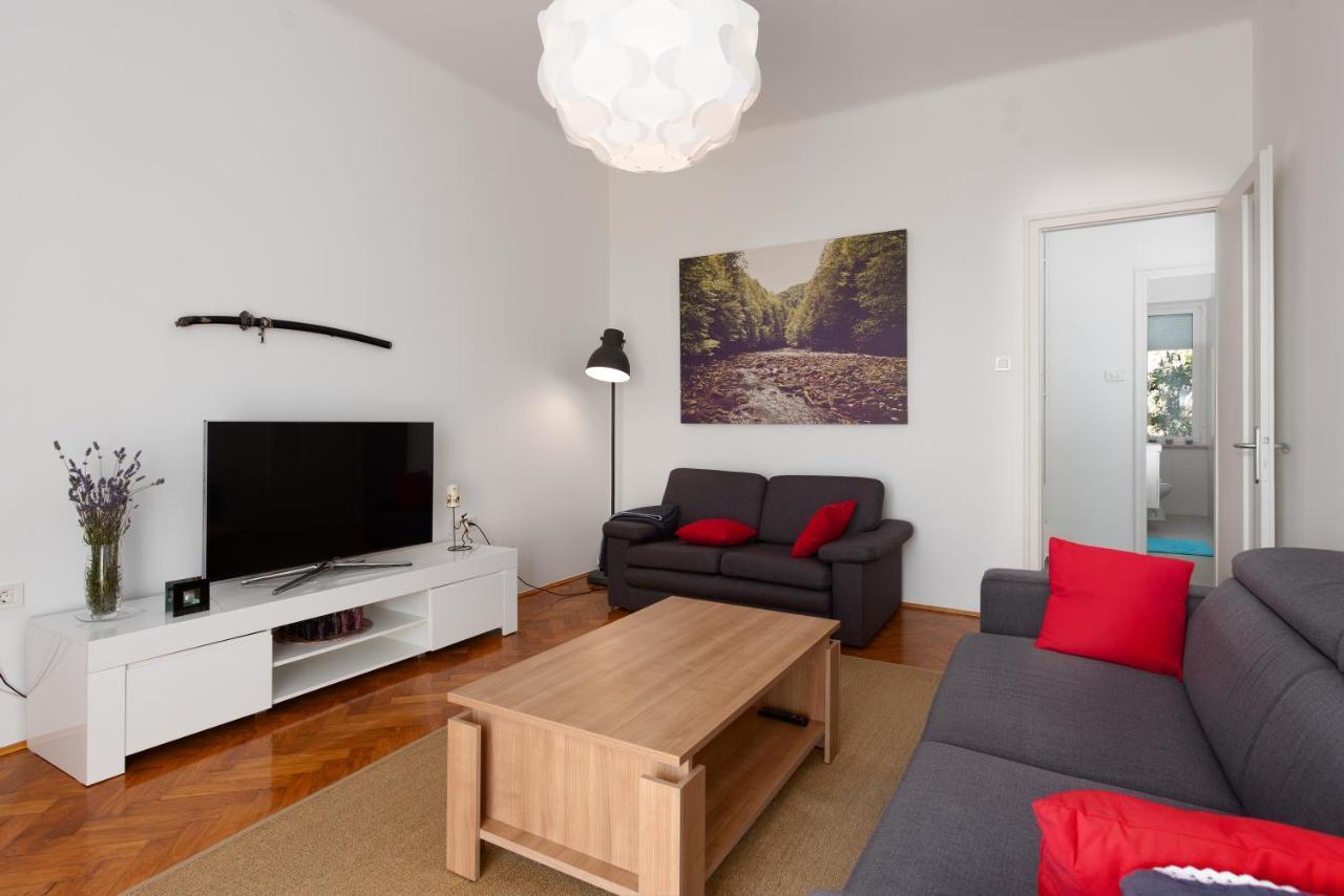 Apartman Lari Rijeka Exterior photo
